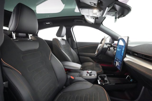 2023 Ford Mustang Mach-E — photo 17 of 60
