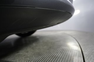2022 Tesla Model Y — photo 23 of 47
