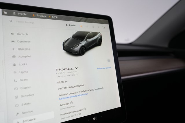 2022 Tesla Model Y — photo 4 of 47