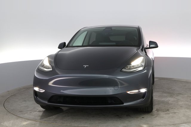 2022 Tesla Model Y — photo 5 of 47
