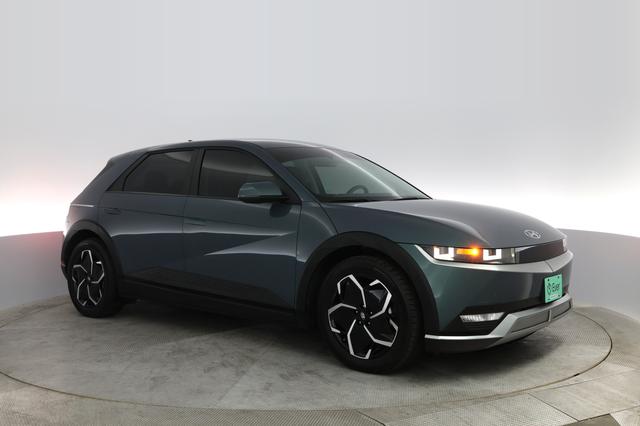 2023 Hyundai IONIQ 5 — photo 7 of 46