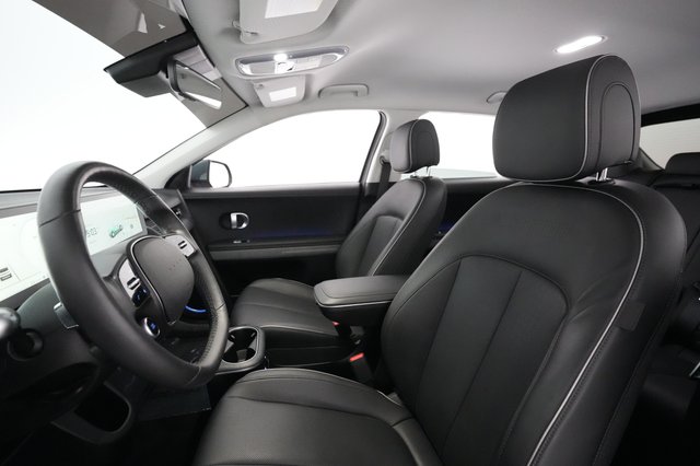 2023 Hyundai IONIQ 5 — photo 15 of 46