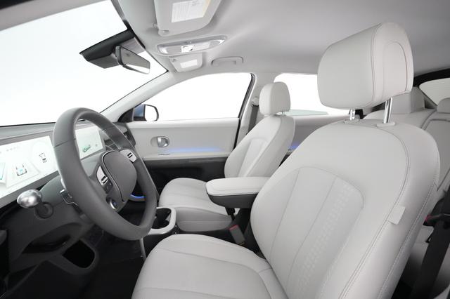 2023 Hyundai IONIQ 5 — photo 3 of 22