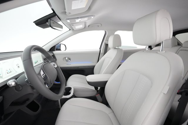 2023 Hyundai IONIQ 5 — photo 3 of 22
