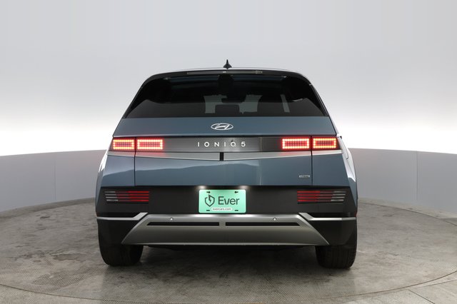 2023 Hyundai IONIQ 5 — photo 14 of 22