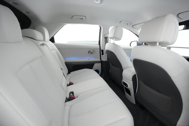 2023 Hyundai IONIQ 5 — photo 4 of 22