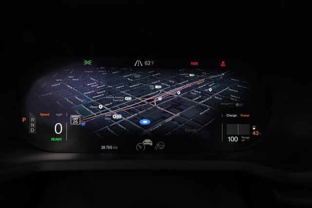 2022 Polestar 2 — photo 4 of 22