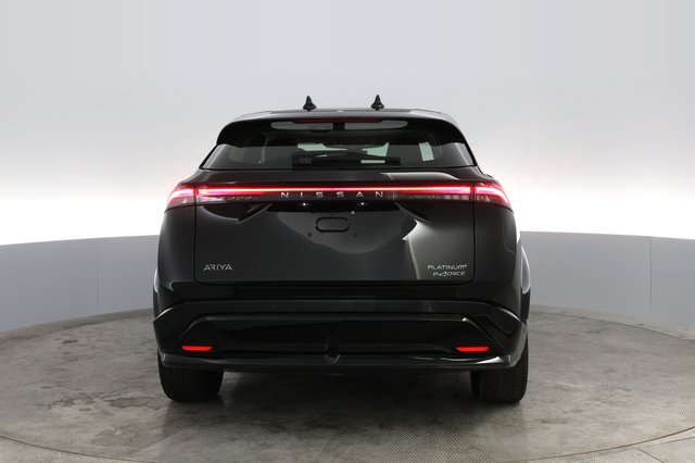 2023 Nissan Ariya — photo 14 of 21