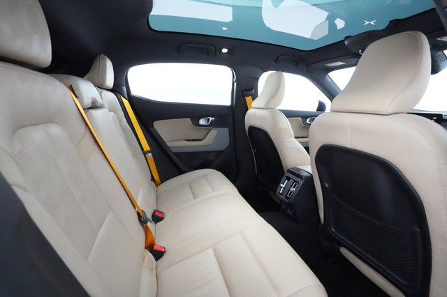 2022 Polestar 2 — photo 3 of 31