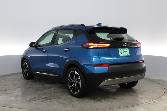 2022 Chevrolet Bolt EUV — photo 9 of 23