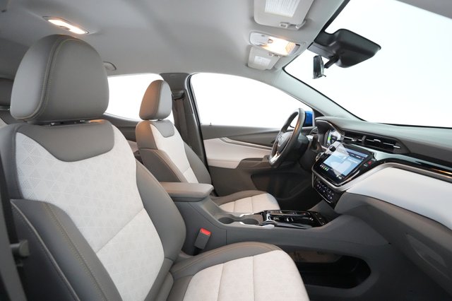 2022 Chevrolet Bolt EUV — photo 18 of 23