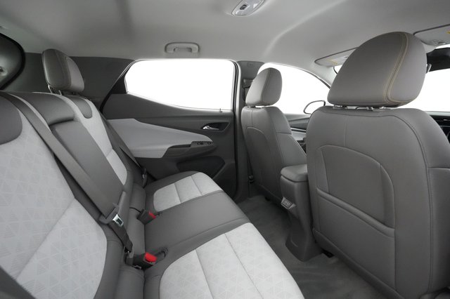 2023 Chevrolet Bolt EUV — photo 3 of 40