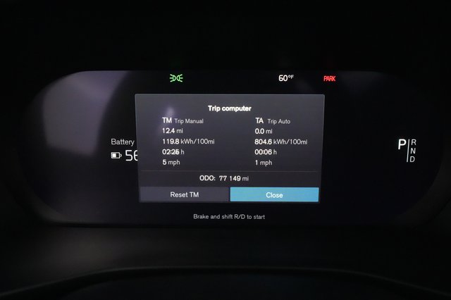 2022 Volvo XC40 Recharge — photo 5 of 24