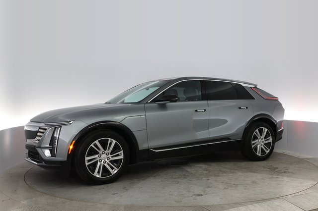 2024 Cadillac LYRIQ — photo 10 of 37