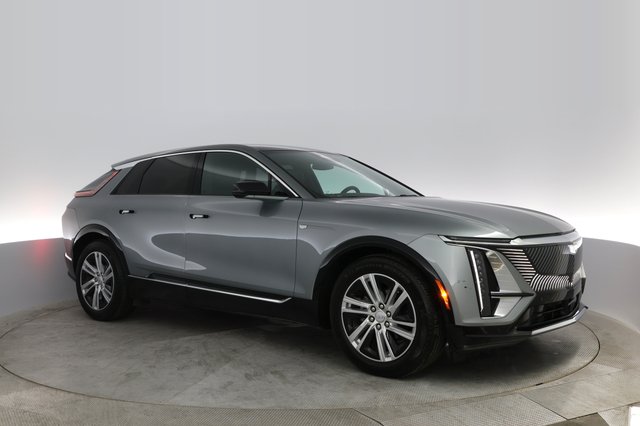 2024 Cadillac LYRIQ — photo 7 of 37