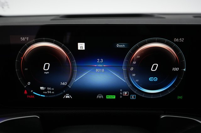 2023 Mercedes-Benz EQB — photo 5 of 21