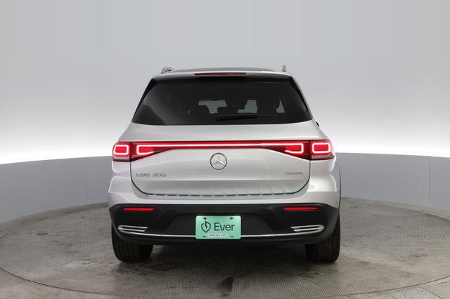 2023 Mercedes-Benz EQB — photo 14 of 21