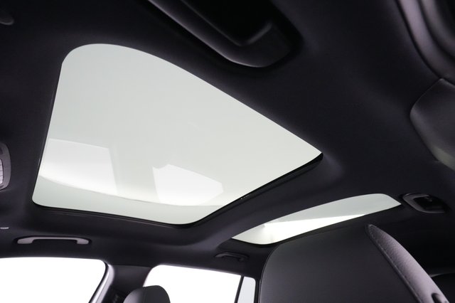 2023 Mercedes-Benz EQB — photo 19 of 21
