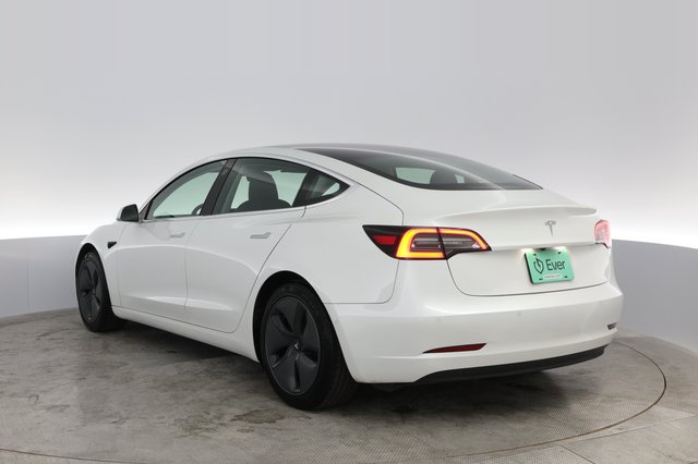 2020 Tesla Model 3 — photo 9 of 38