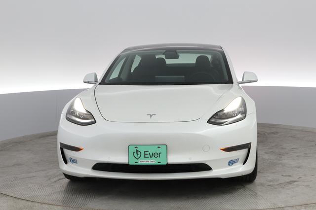 2020 Tesla Model 3 — photo 5 of 38