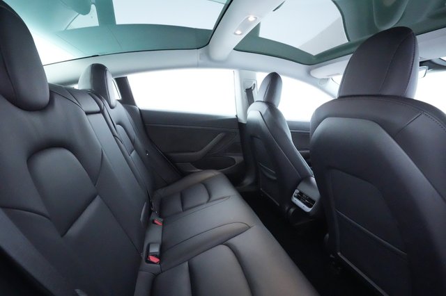 2020 Tesla Model 3 — photo 3 of 38