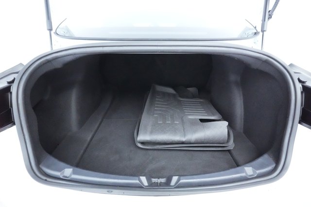 2020 Tesla Model 3 — photo 19 of 38