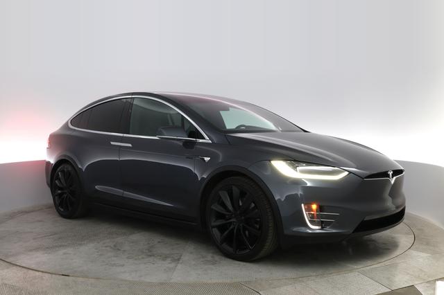 2018 Tesla Model X — photo 7 of 64