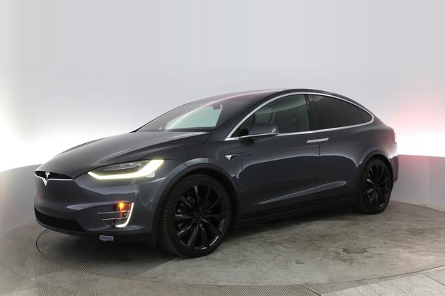 2018 Tesla Model X — VIN 5YJXCBE24JF142754