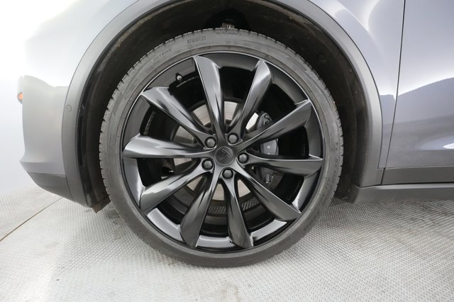 2018 Tesla Model X — photo 11 of 64