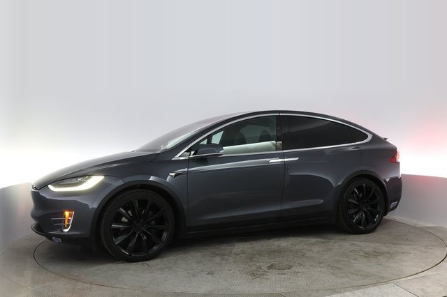 2018 Tesla Model X — photo 10 of 64