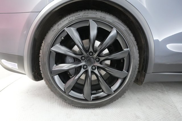 2018 Tesla Model X — photo 14 of 64