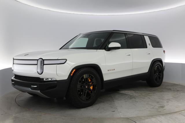 2023 Rivian R1S — VIN 7PDSGABA3PN009040