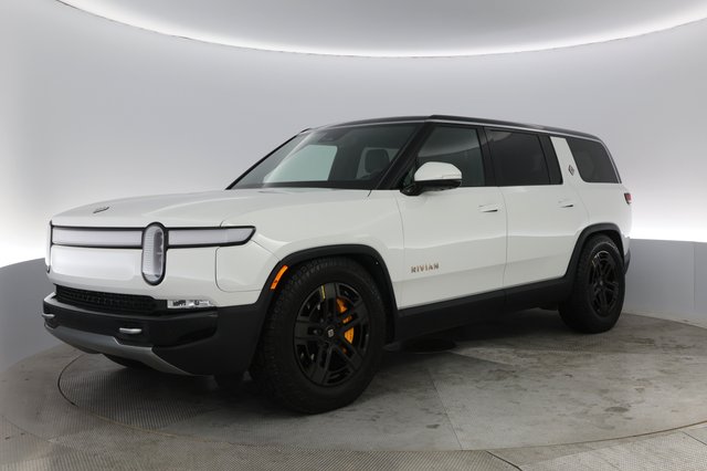 2023 Rivian R1S — VIN 7PDSGABA3PN009040