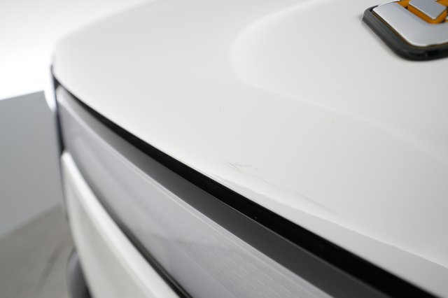 2023 Rivian R1S — photo 30 of 48