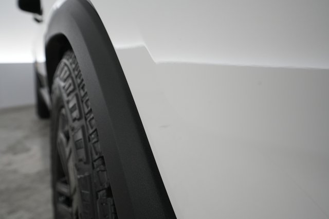 2023 Rivian R1S — photo 34 of 48