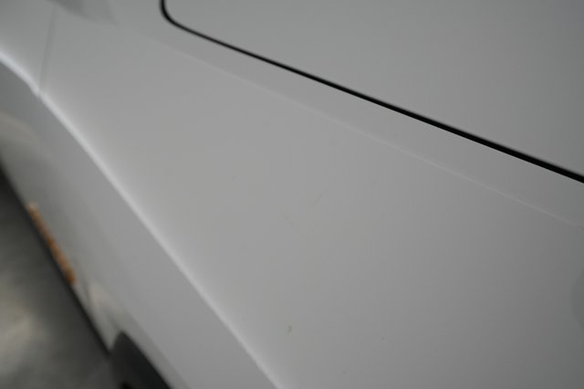 2023 Rivian R1S — photo 38 of 48