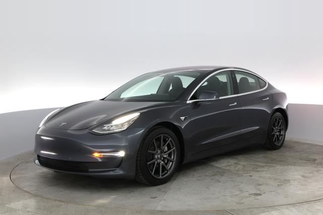 2018 Tesla Model 3 — VIN 5YJ3E1EB9JF084773