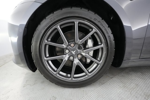 2018 Tesla Model 3 — photo 11 of 45