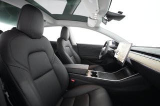 2018 Tesla Model 3 — photo 17 of 45