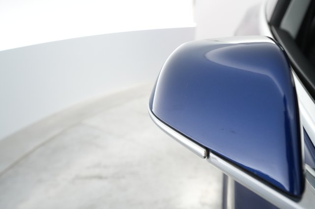 2020 Tesla Model 3 — photo 28 of 61