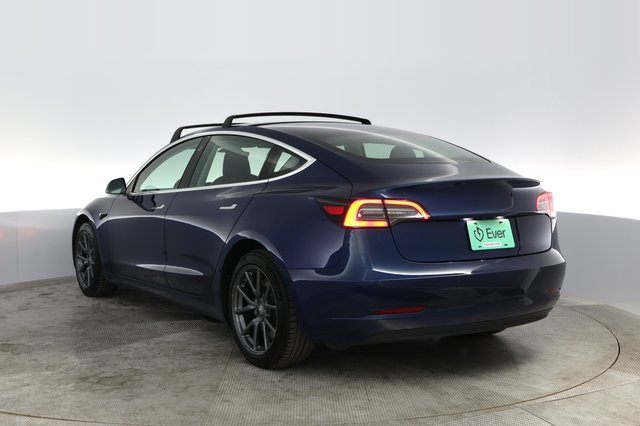 2020 Tesla Model 3 — photo 9 of 61
