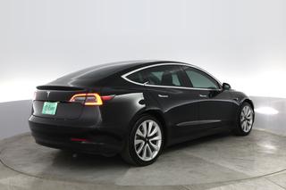 2018 Tesla Model 3 — photo 2 of 91