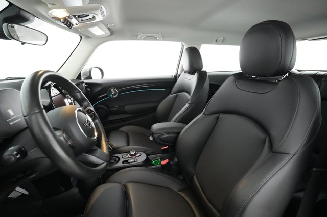 2022 MINI Cooper SE — photo 15 of 34