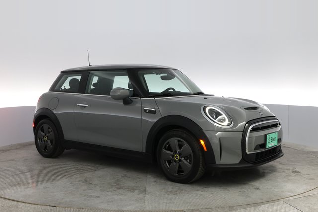 2022 MINI Cooper SE — photo 7 of 34