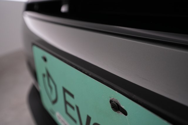 2022 MINI Cooper SE — photo 24 of 34