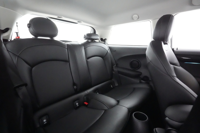 2022 MINI Cooper SE
