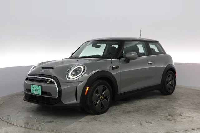 2022 MINI Cooper SE — VIN WMW13DJ00N2S09748