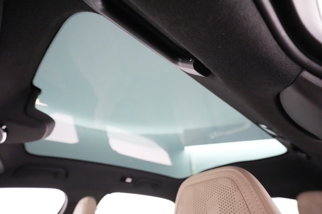 2022 Polestar 2 — photo 18 of 41