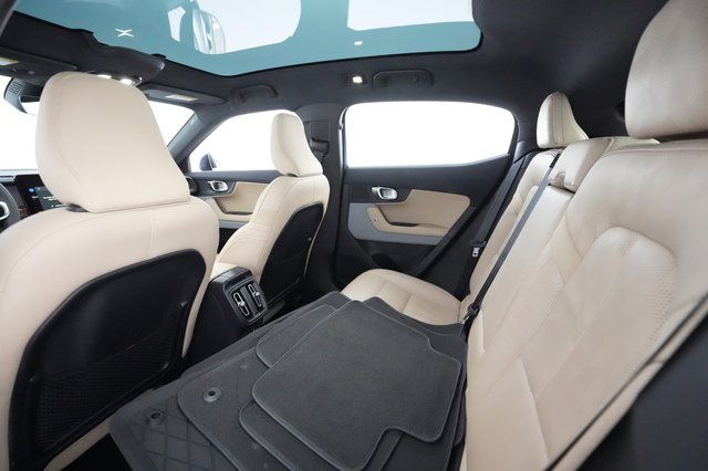 2022 Polestar 2 — photo 16 of 41
