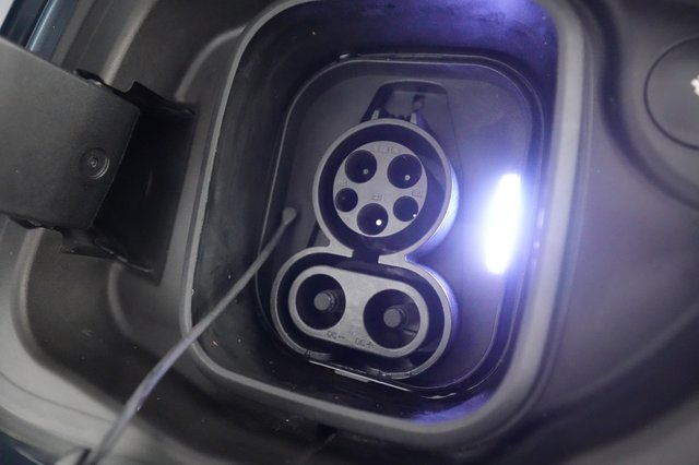 2022 Polestar 2 — photo 19 of 41
